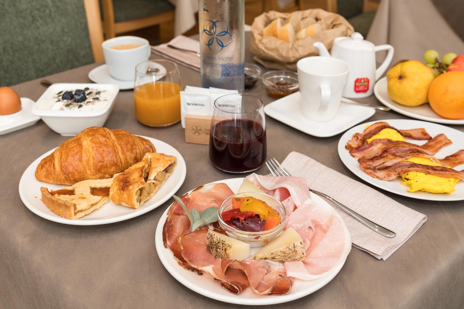Sala colazione Green Hotel Genzianella